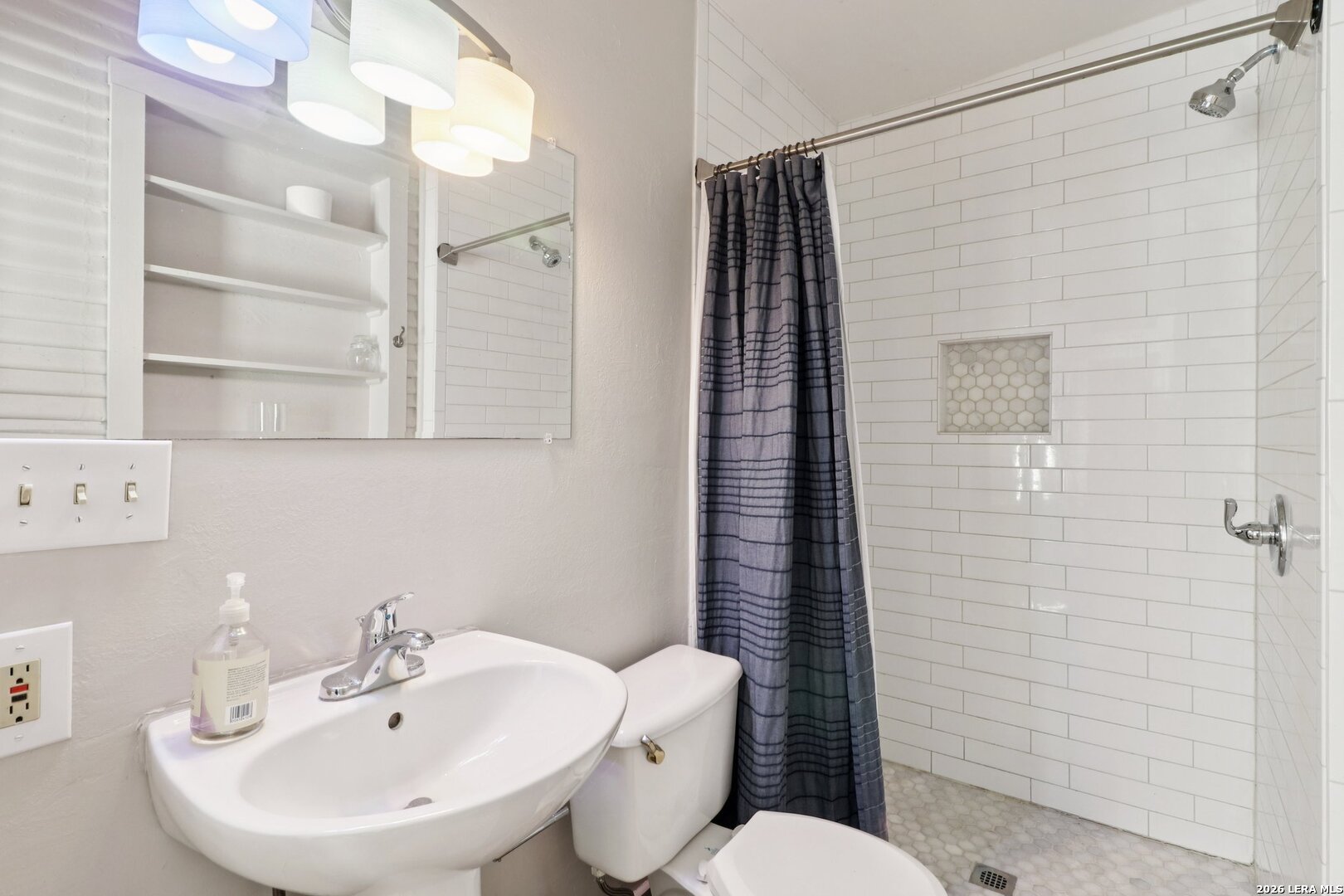 1007 Rigsby San Antonio TX 78210