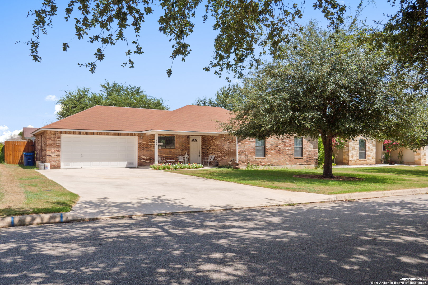 220 Bunker Hill Pleasanton TX 78064