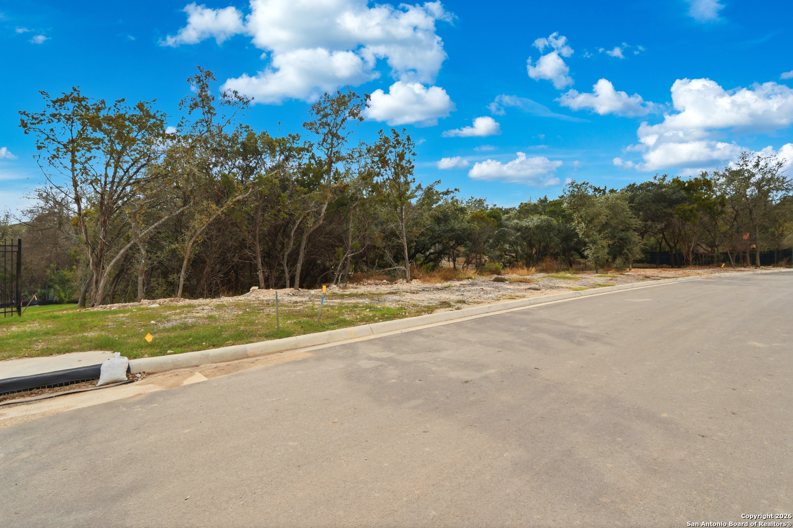 6610 Live Oak Valley San Antonio TX 78257