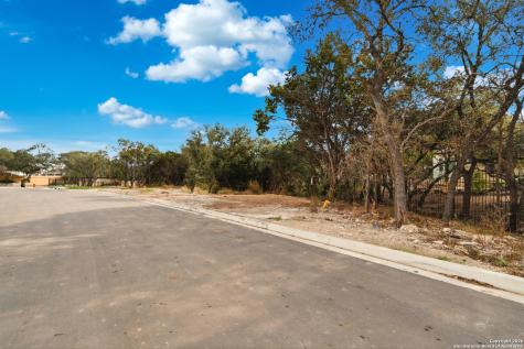 6610 Live Oak Valley San Antonio TX 78257