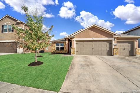 9819 Red Iron Creek Converse TX 78109