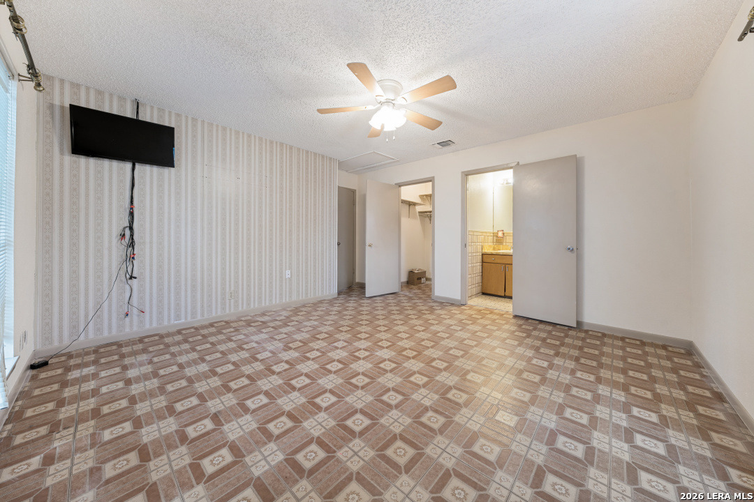 5111 Fedora San Antonio TX 78242