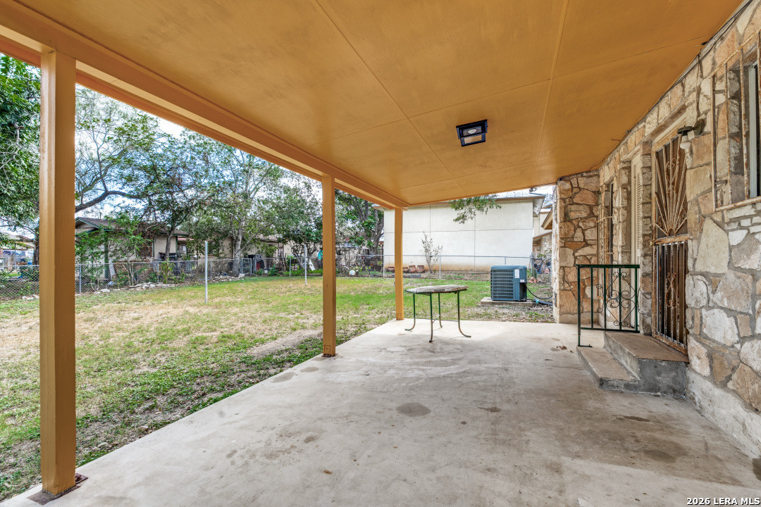 5111 Fedora San Antonio TX 78242
