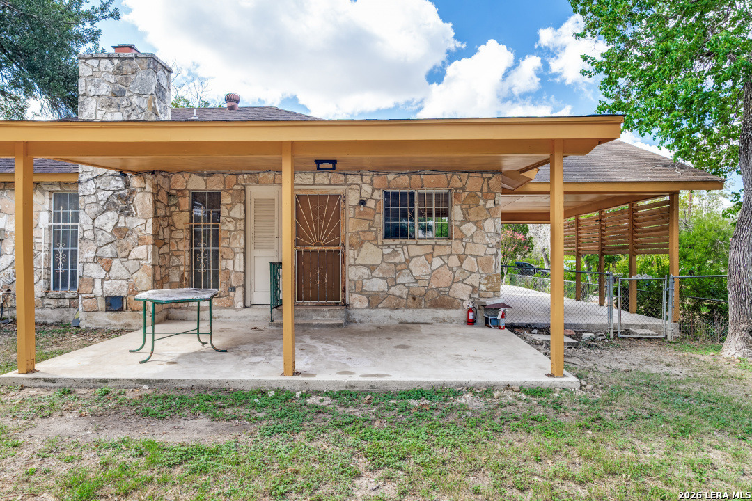 5111 Fedora San Antonio TX 78242