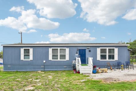 4103 Waterwood Pass Drive Elmendorf TX 78112