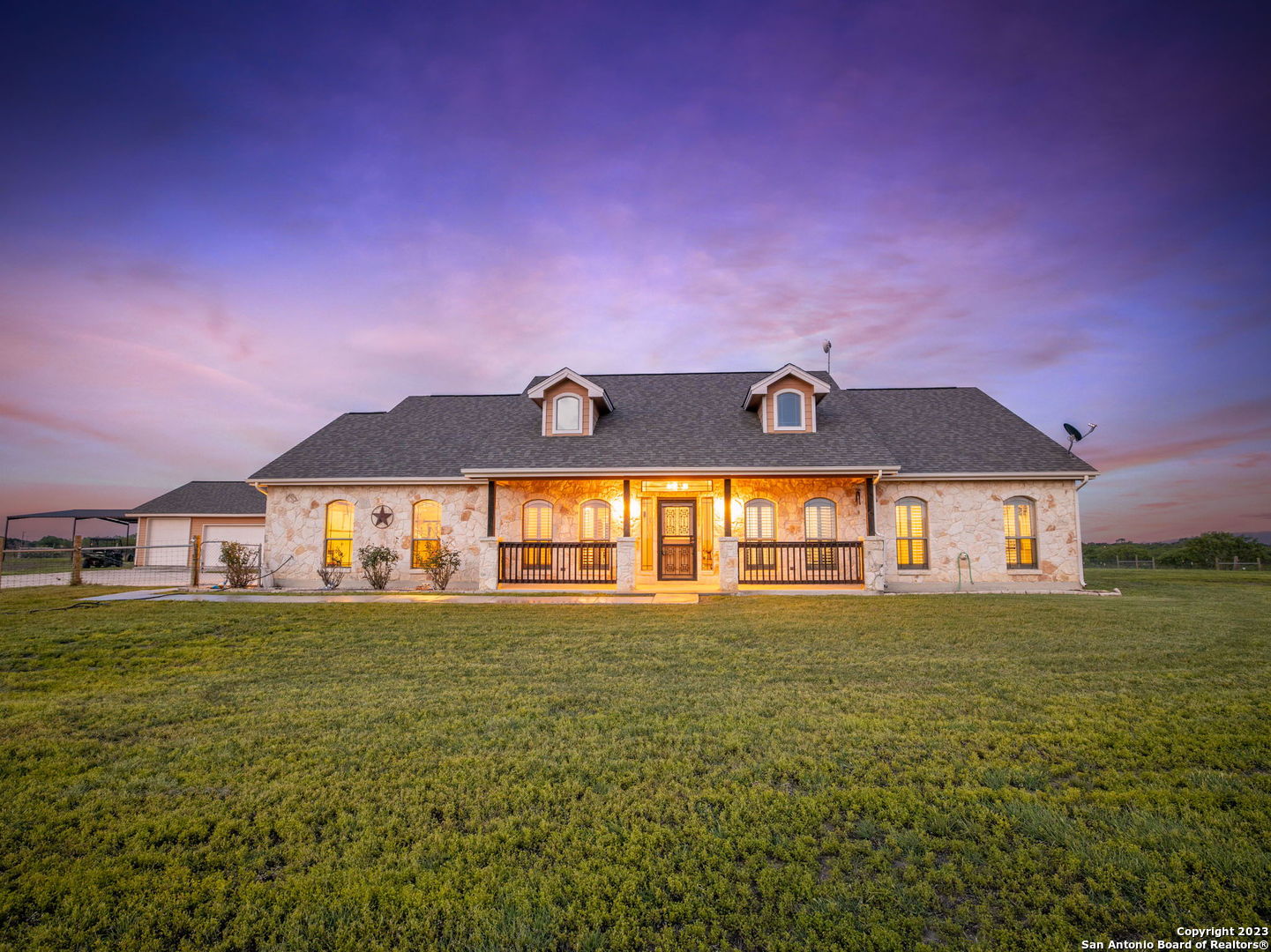 740 Zigmont Road Adkins TX 78101