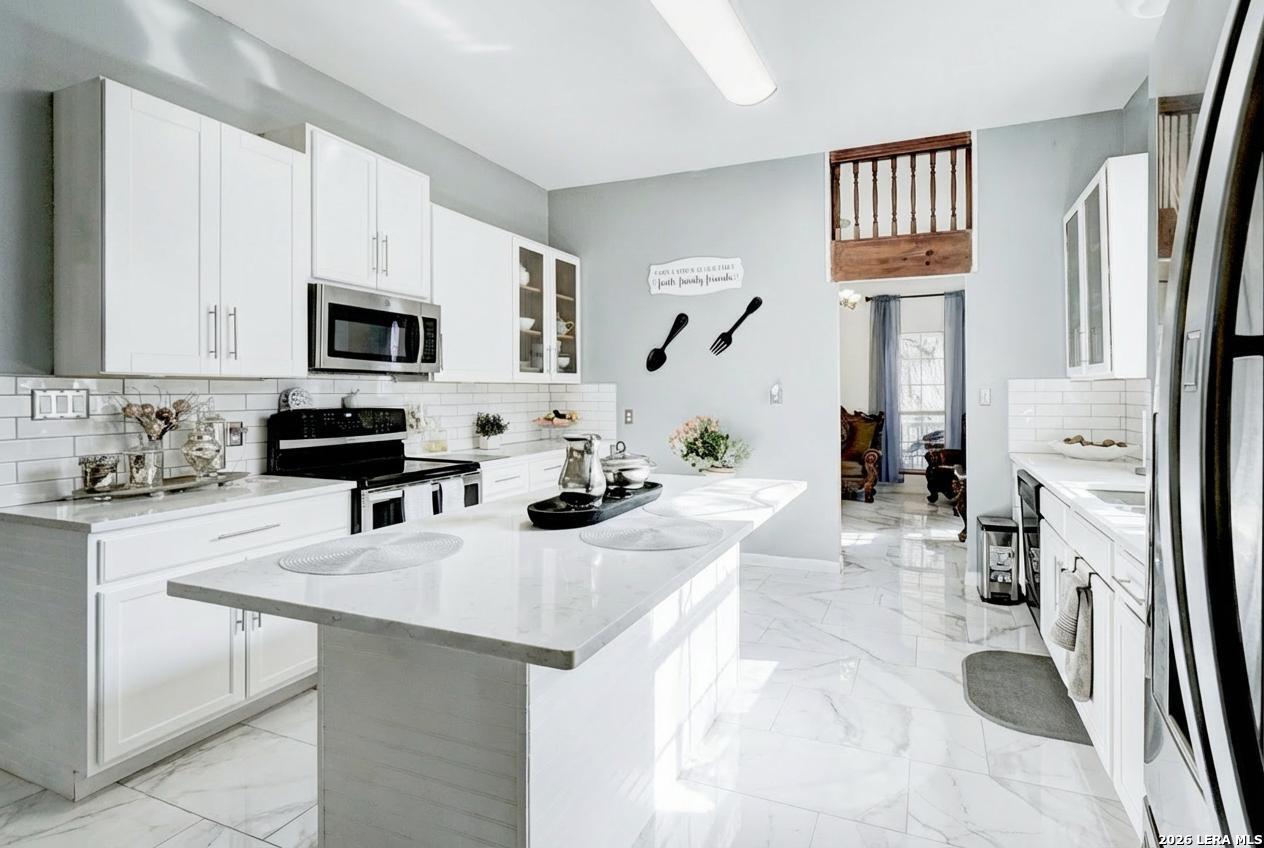 309 S Rolling Oaks Lane San Antonio TX 78253