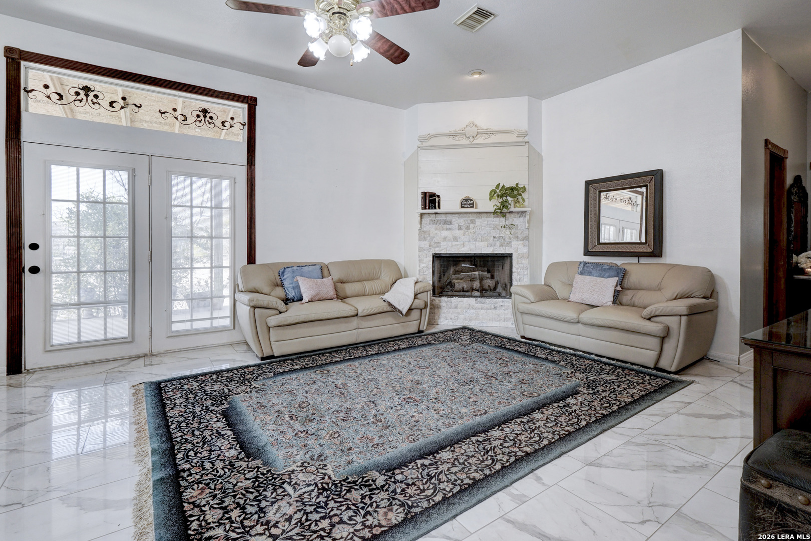 309 S Rolling Oaks Lane San Antonio TX 78253