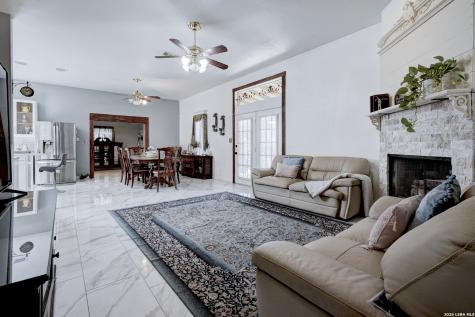 309 S Rolling Oaks Lane San Antonio TX 78253