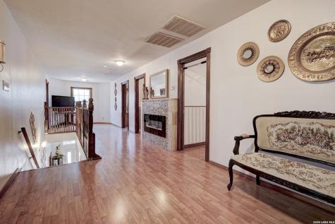 309 S Rolling Oaks Lane San Antonio TX 78253
