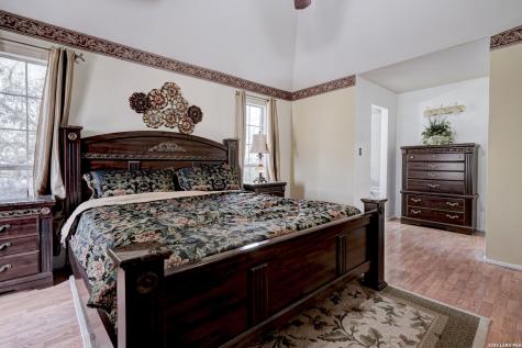 309 S Rolling Oaks Lane San Antonio TX 78253