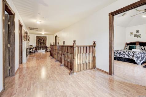 309 S Rolling Oaks Lane San Antonio TX 78253