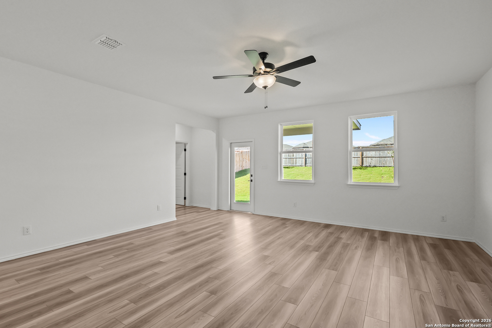 6911 Comanche Cave San Antonio TX 78247