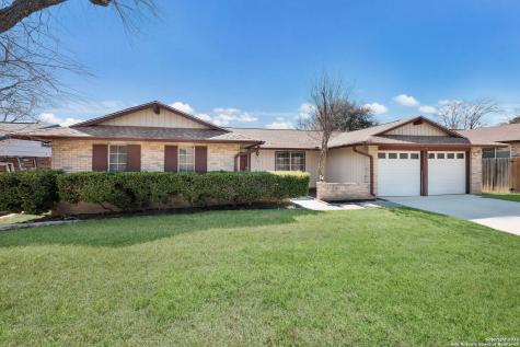 5906 Cary Grant Drive San Antonio TX 78240