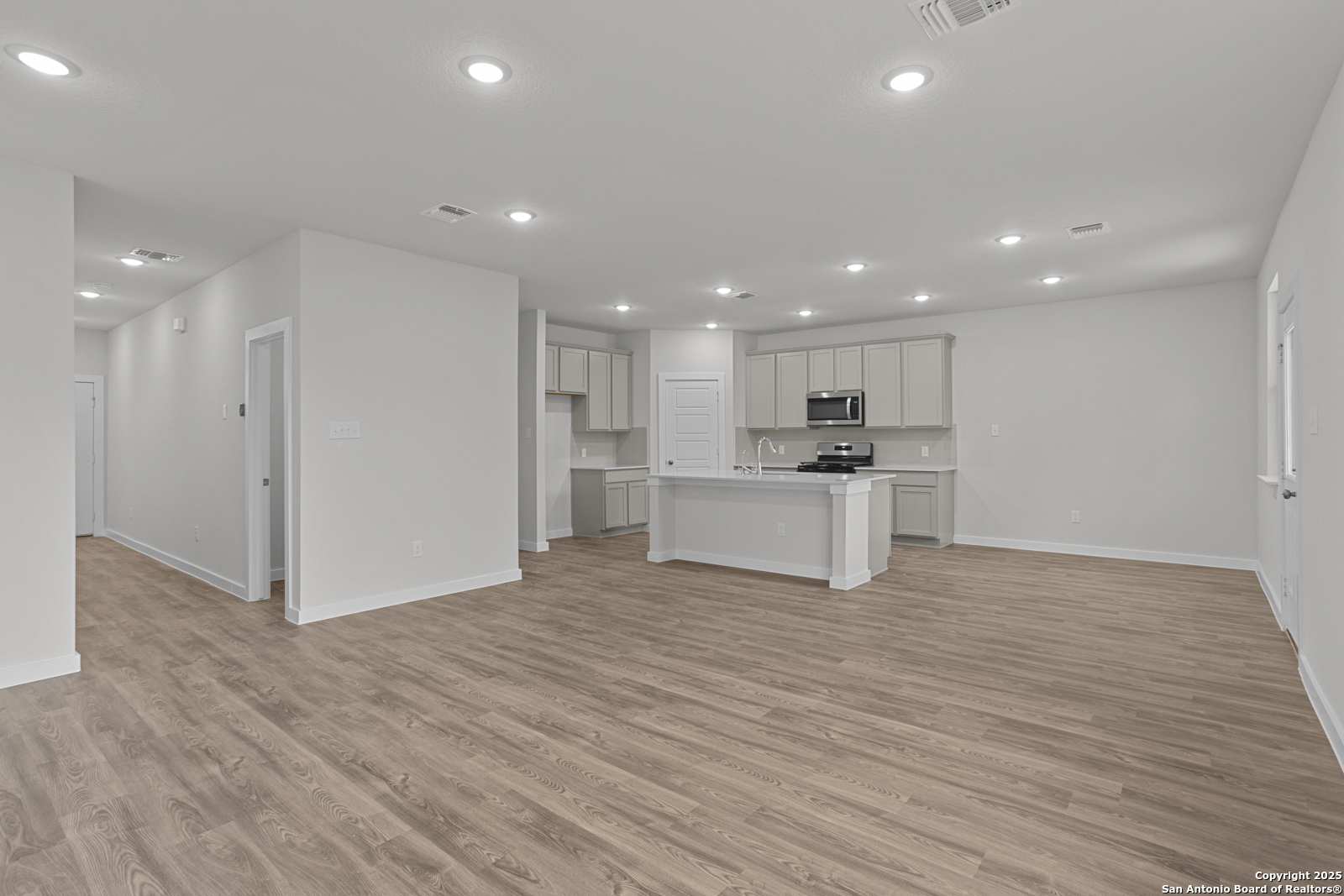 6567 Bufflehead Bend Leon Valley TX 78238