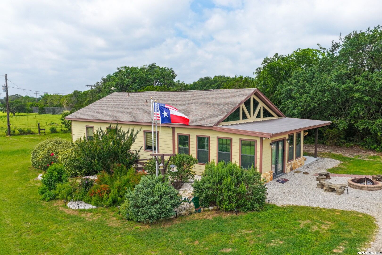 1355 Broad Oak Drive Bandera TX 78003