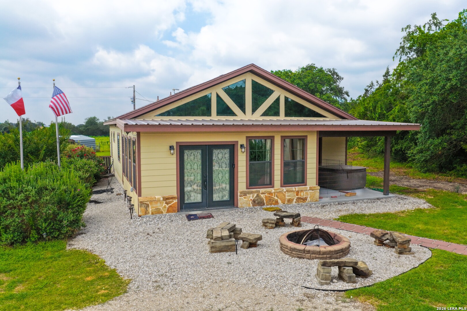 1355 Broad Oak Drive Bandera TX 78003