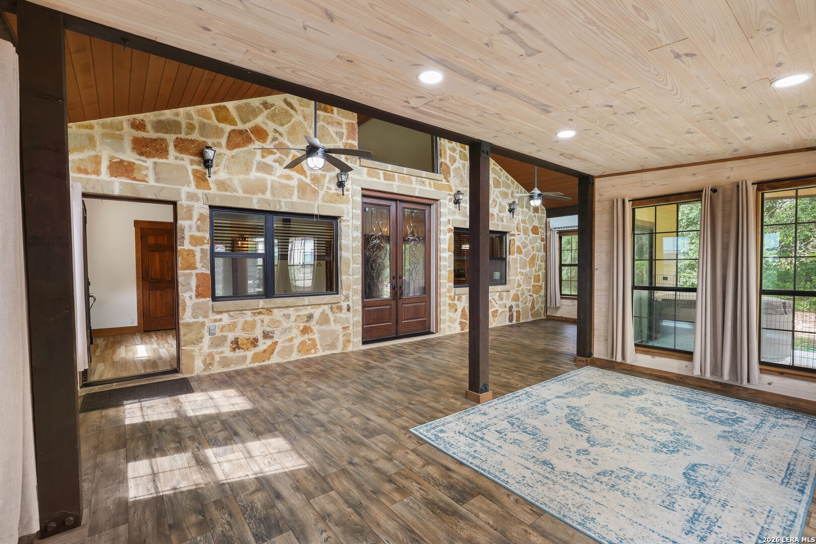 1355 Broad Oak Drive Bandera TX 78003