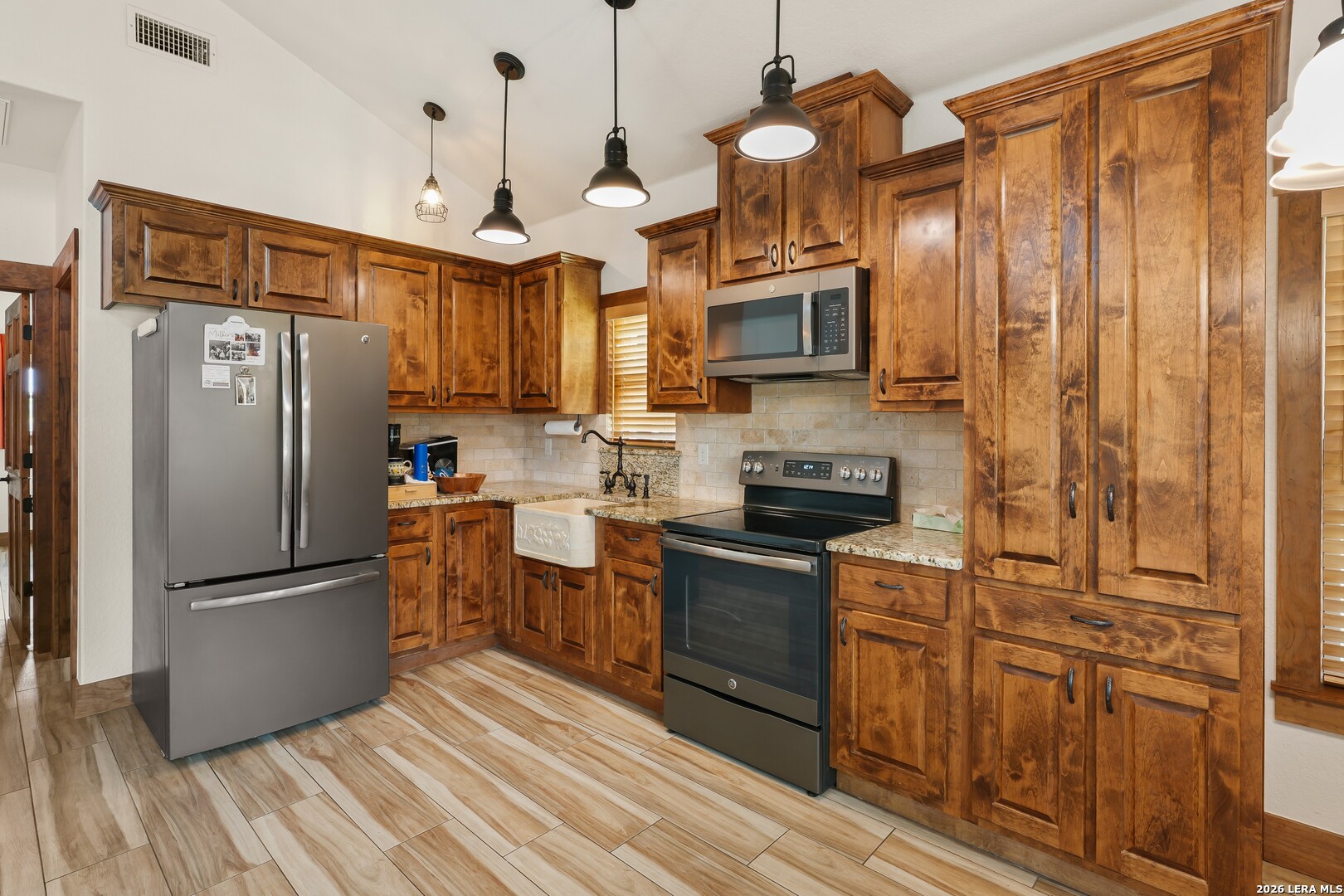 1355 Broad Oak Drive Bandera TX 78003