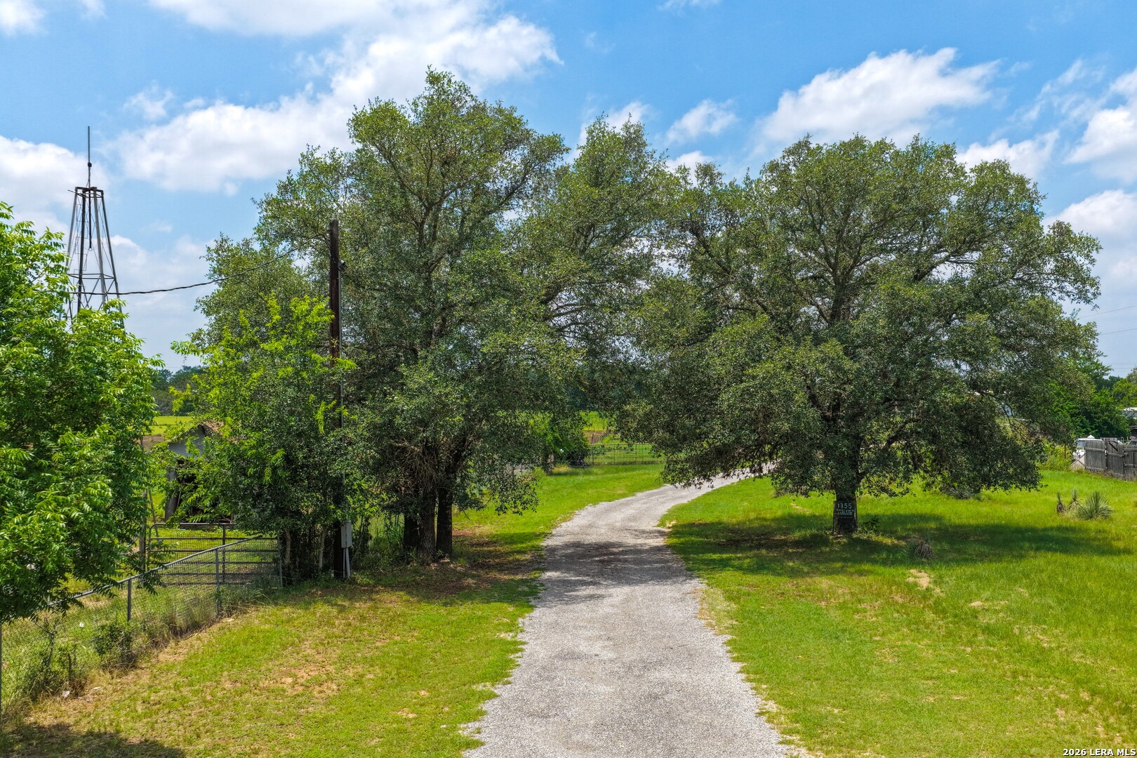 1355 Broad Oak Drive Bandera TX 78003