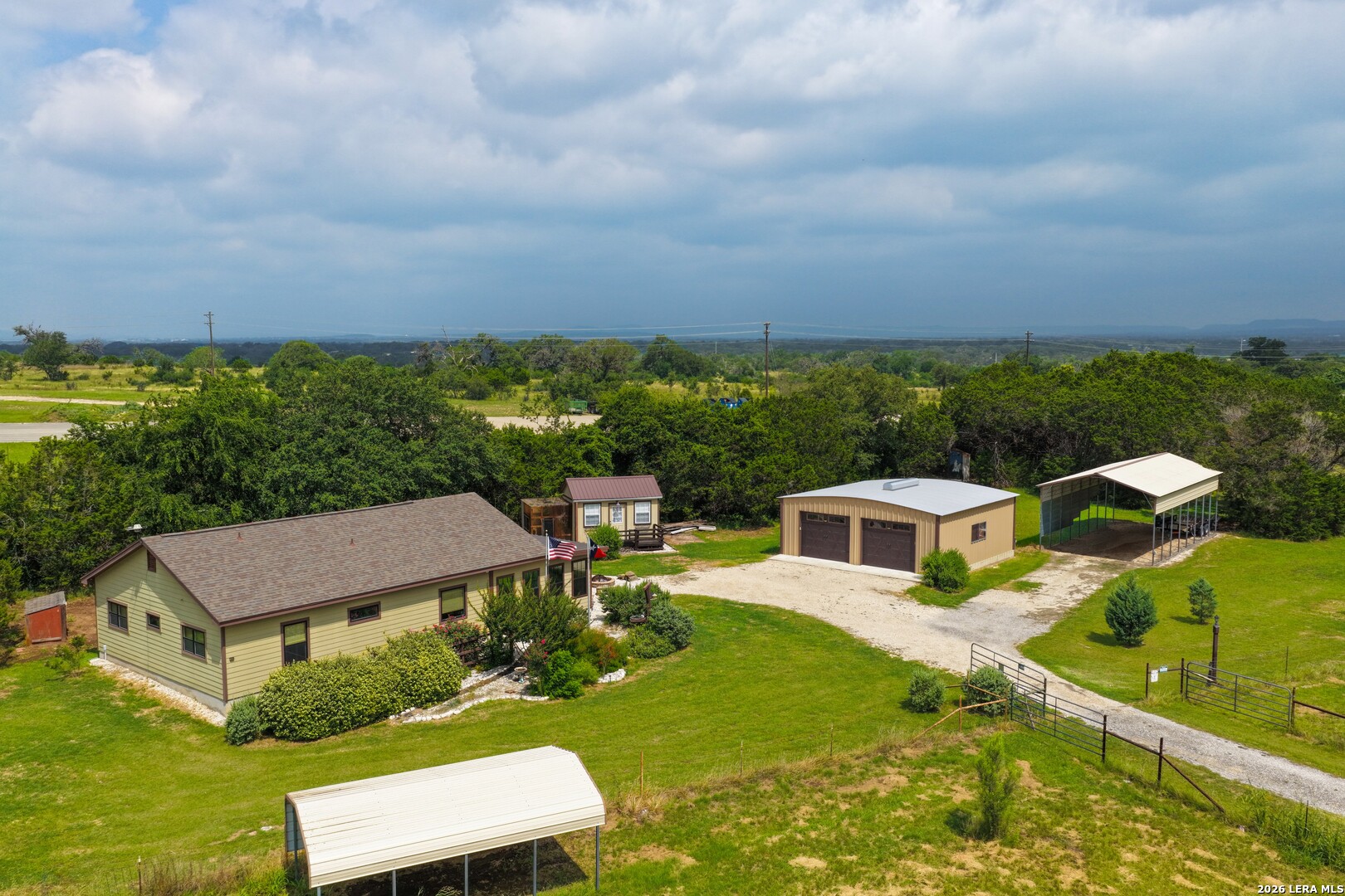 1355 Broad Oak Drive Bandera TX 78003