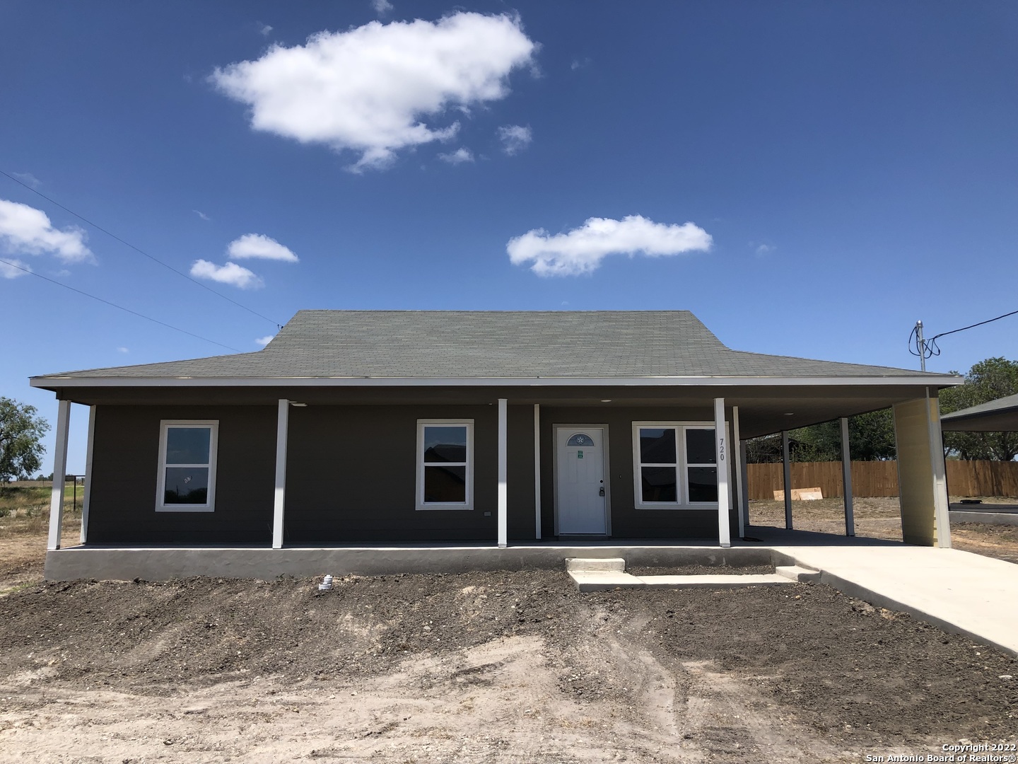 720 S Butler Street Karnes City TX 78118
