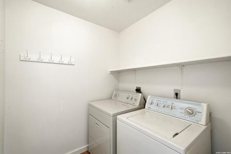 8942 Kenton Court San Antonio TX 78240