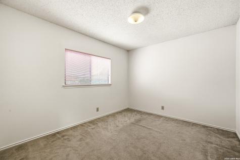 8942 Kenton Court San Antonio TX 78240