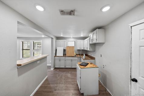 2611 Martin San Antonio TX 78207