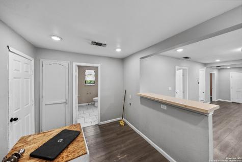 2611 Martin San Antonio TX 78207