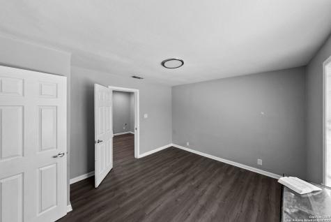 2611 Martin San Antonio TX 78207