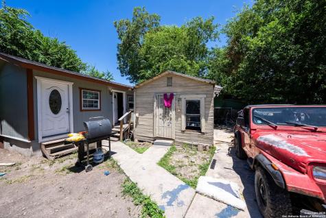 2611 Martin San Antonio TX 78207