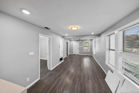 2611 Martin San Antonio TX 78207