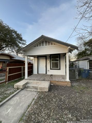 1547 Center San Antonio TX 78202