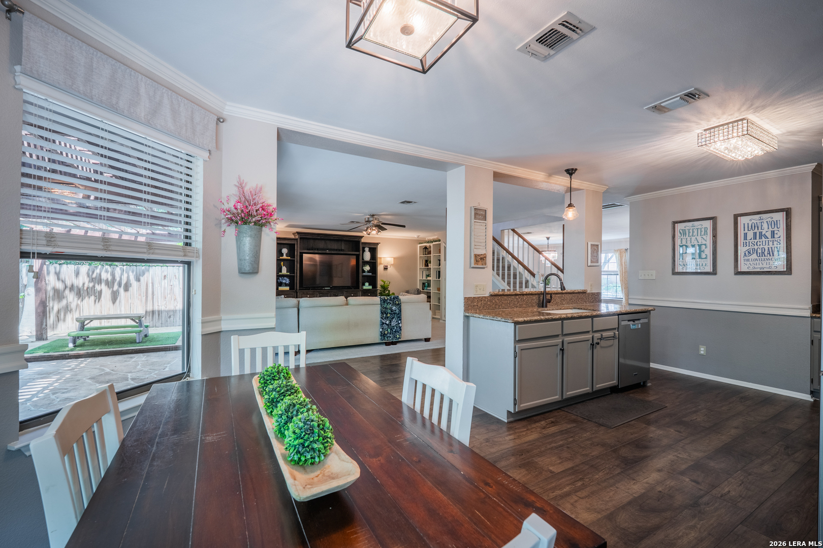 1634 Possum Path San Antonio TX 78232