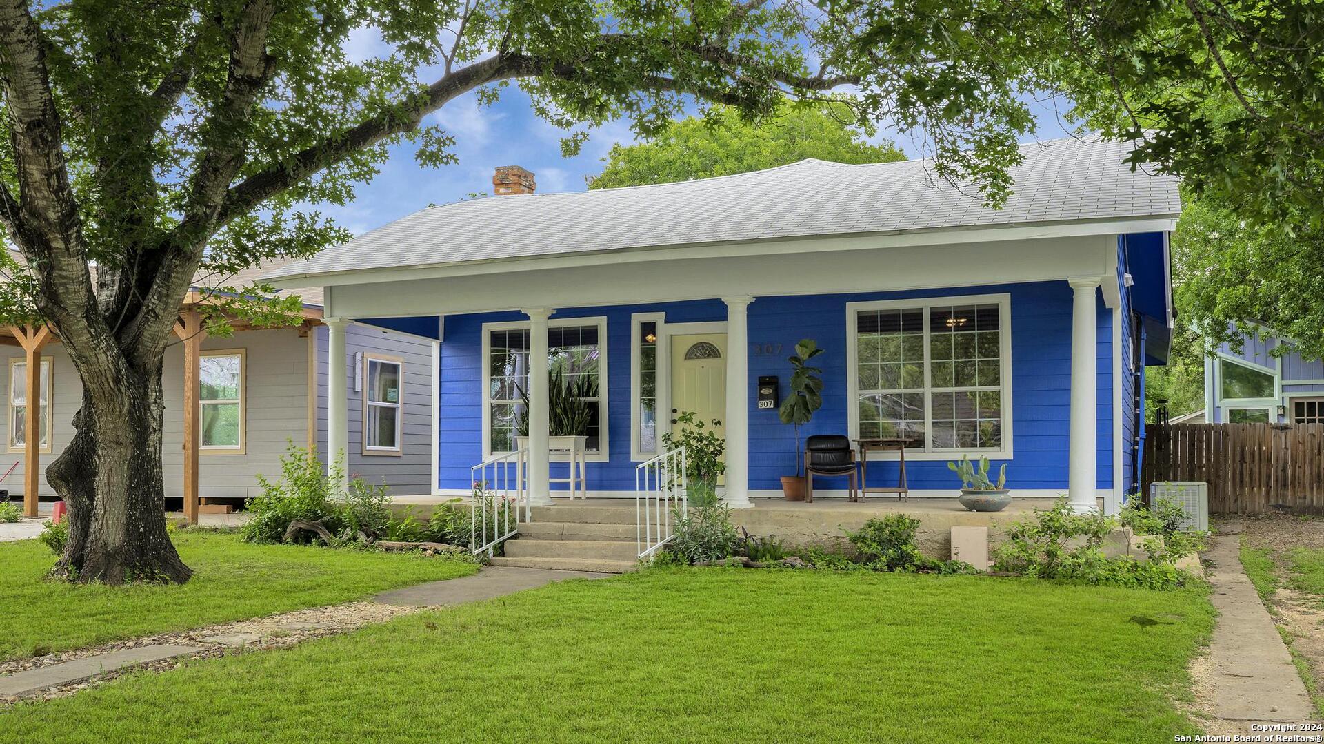 307 Stratford Court San Antonio TX 78223