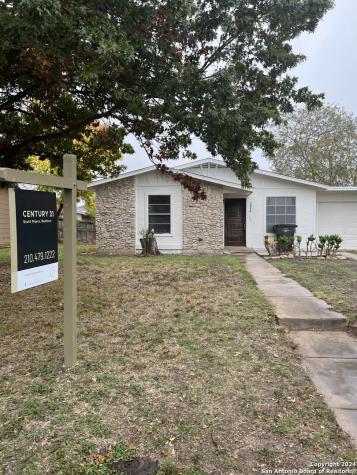 3954 Bikini Drive San Antonio TX 78218