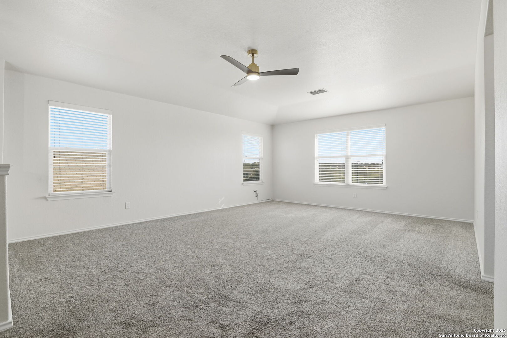 8215 Radiant Star San Antonio TX 78252