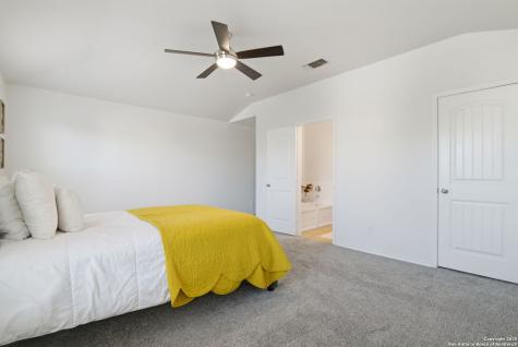 8215 Radiant Star San Antonio TX 78252