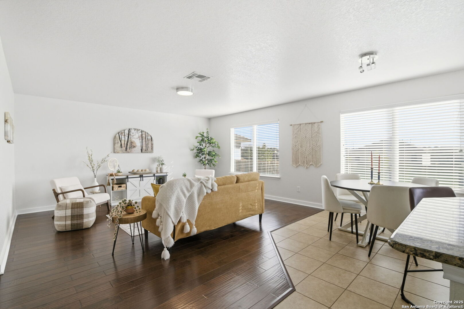 8215 Radiant Star San Antonio TX 78252
