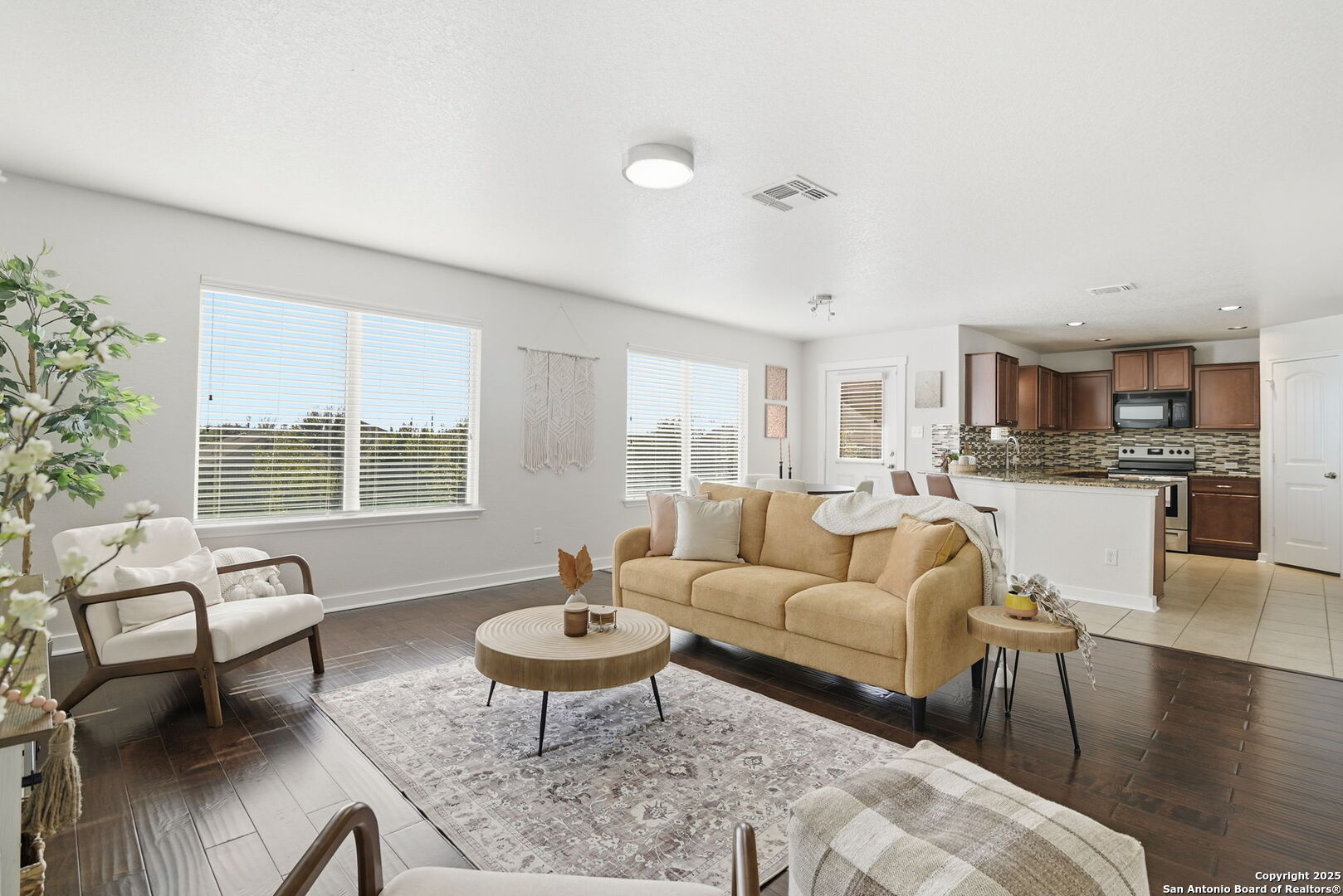 8215 Radiant Star San Antonio TX 78252