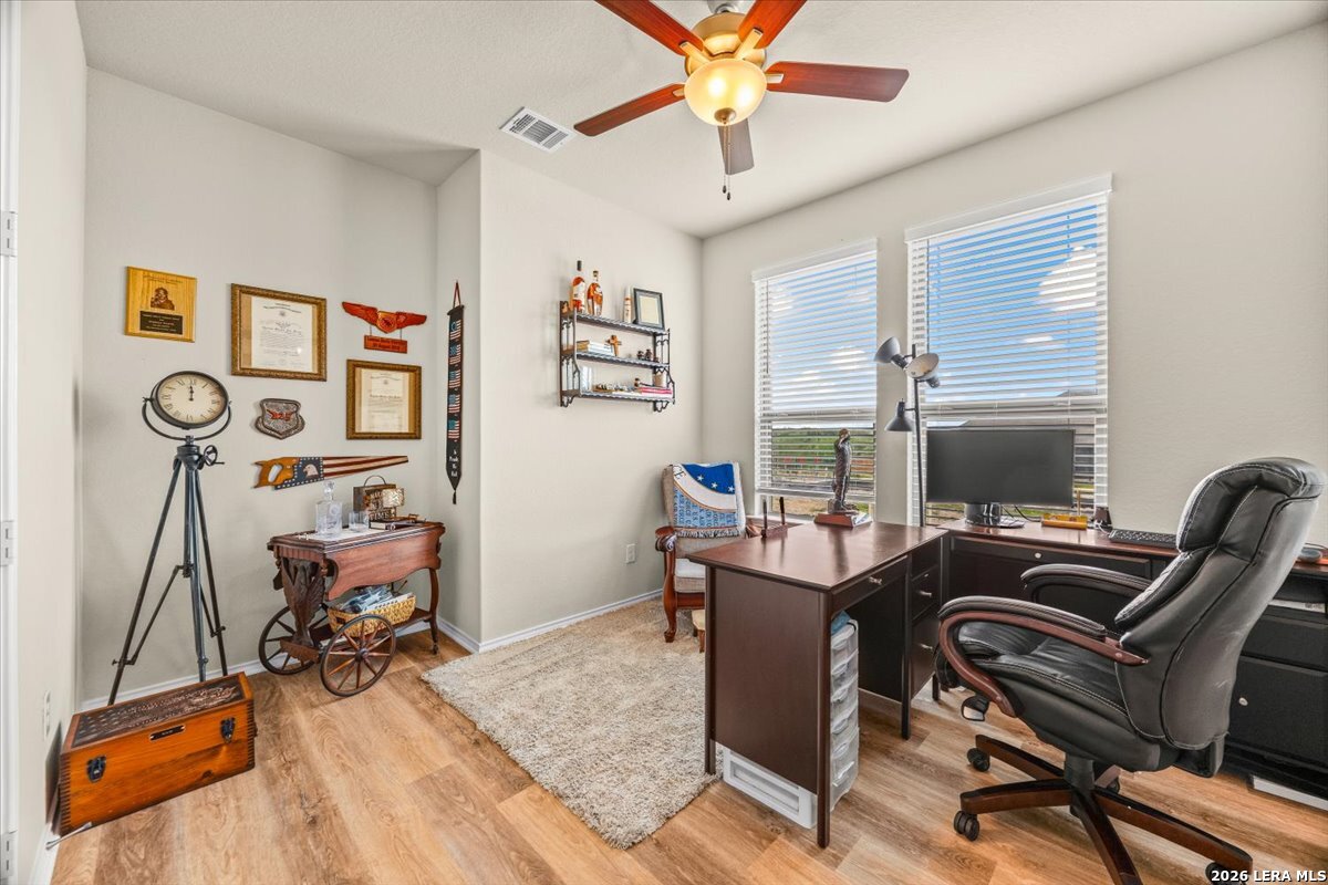 211 Foxtail Woods Cibolo TX 78108
