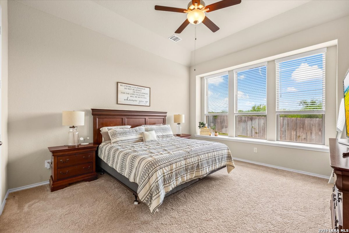 211 Foxtail Woods Cibolo TX 78108