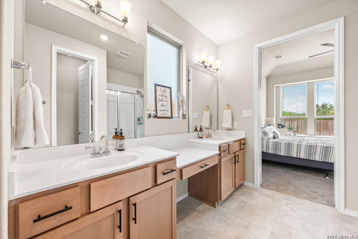 211 Foxtail Woods Cibolo TX 78108