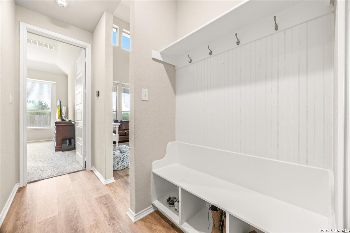 211 Foxtail Woods Cibolo TX 78108