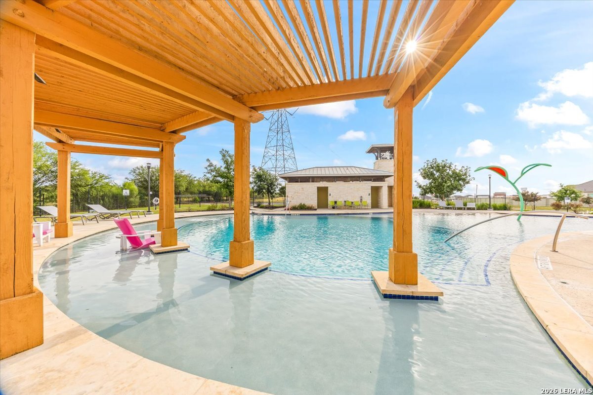 211 Foxtail Woods Cibolo TX 78108