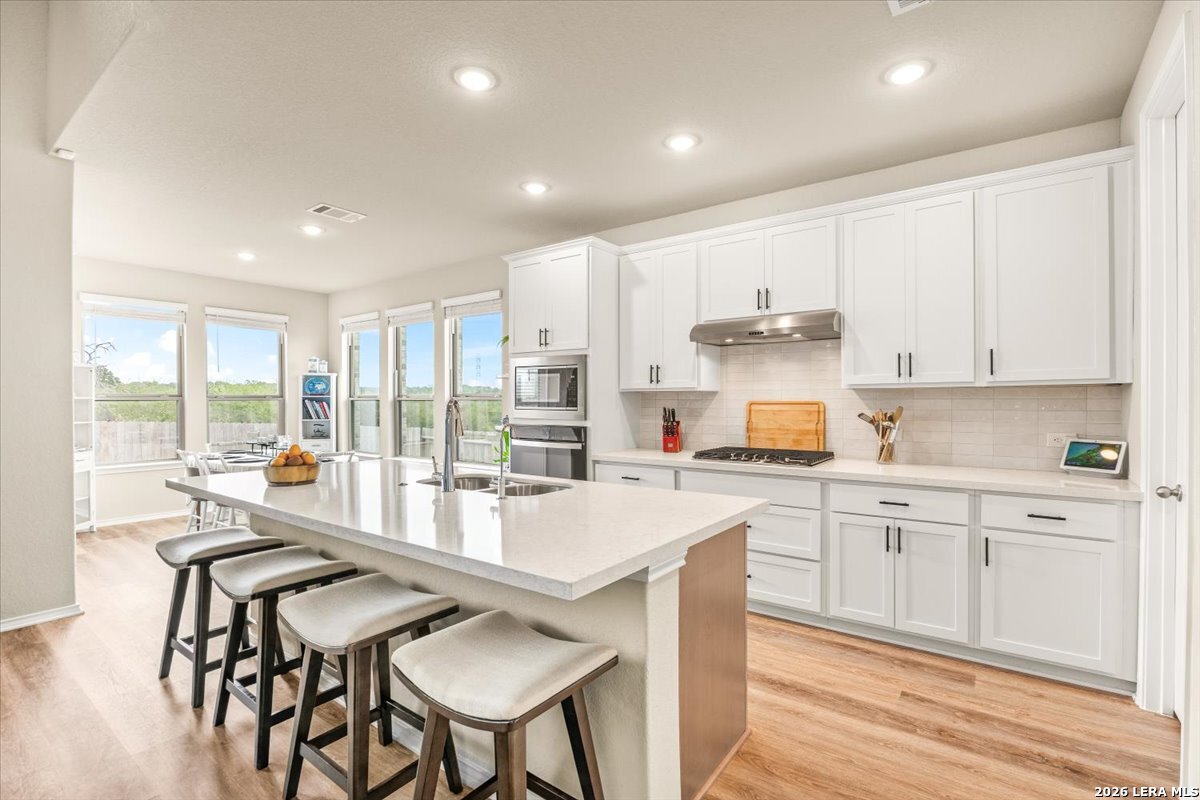211 Foxtail Woods Cibolo TX 78108