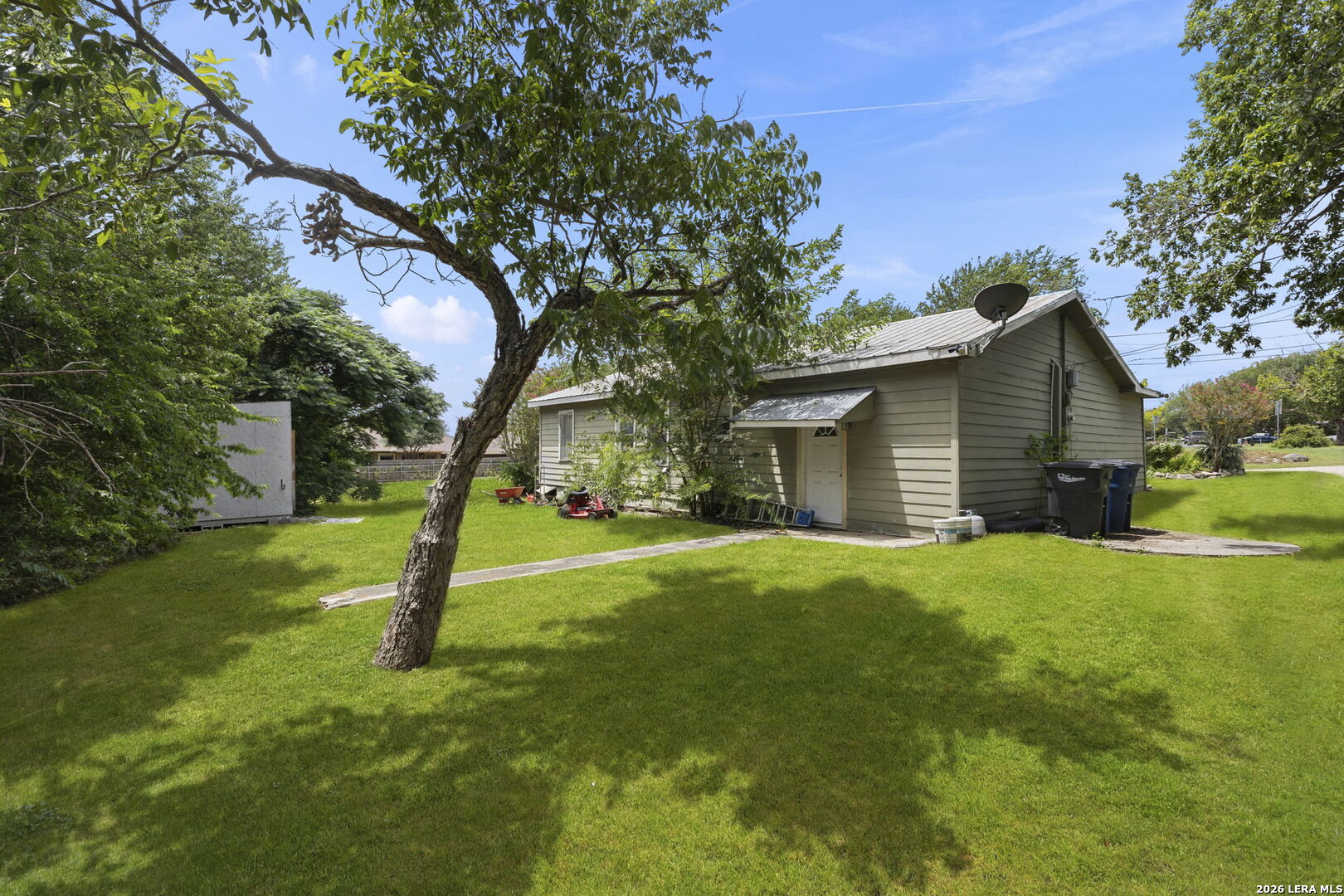 1521 S Mesquite Avenue New Braunfels TX 78130