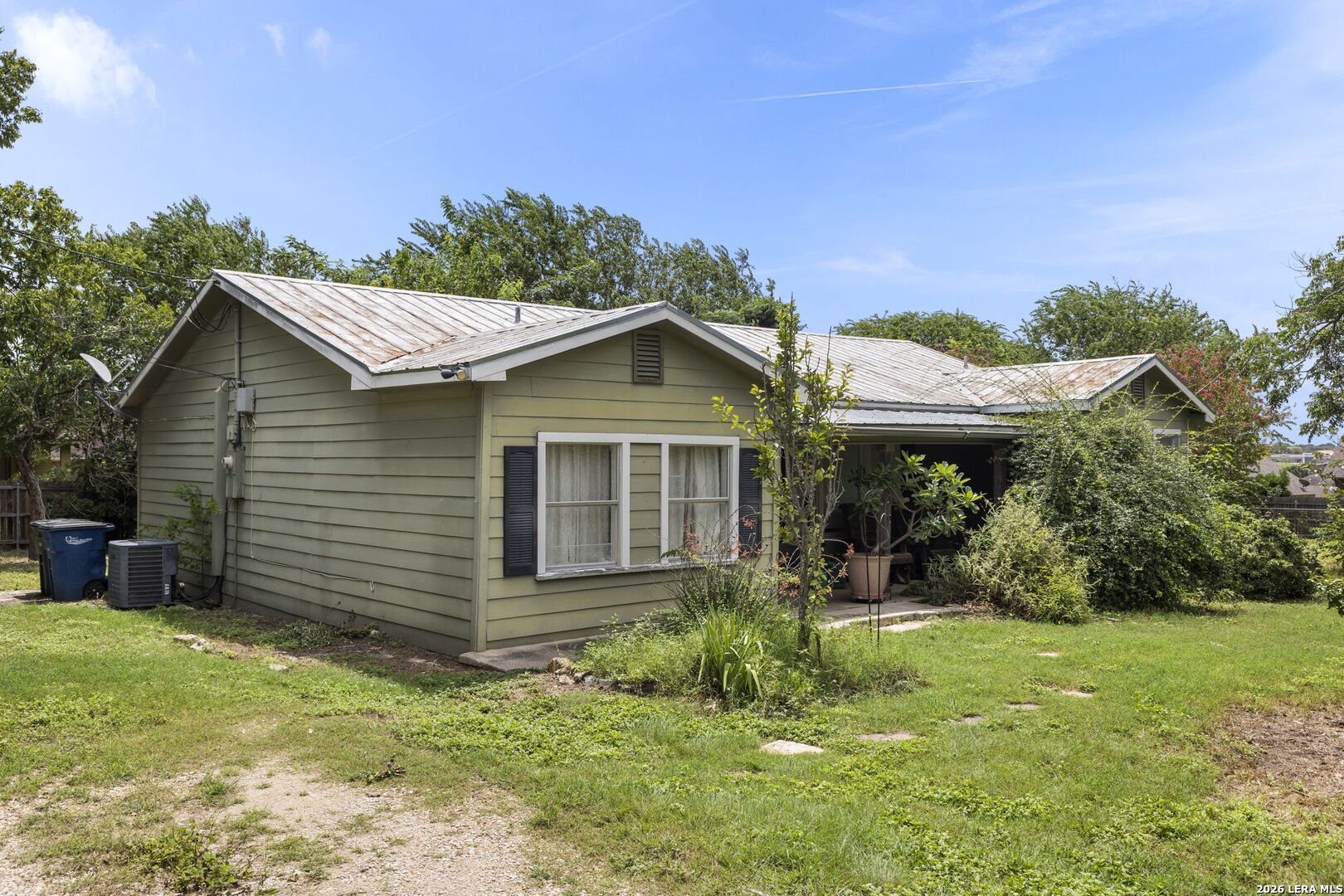 1521 S Mesquite Avenue New Braunfels TX 78130