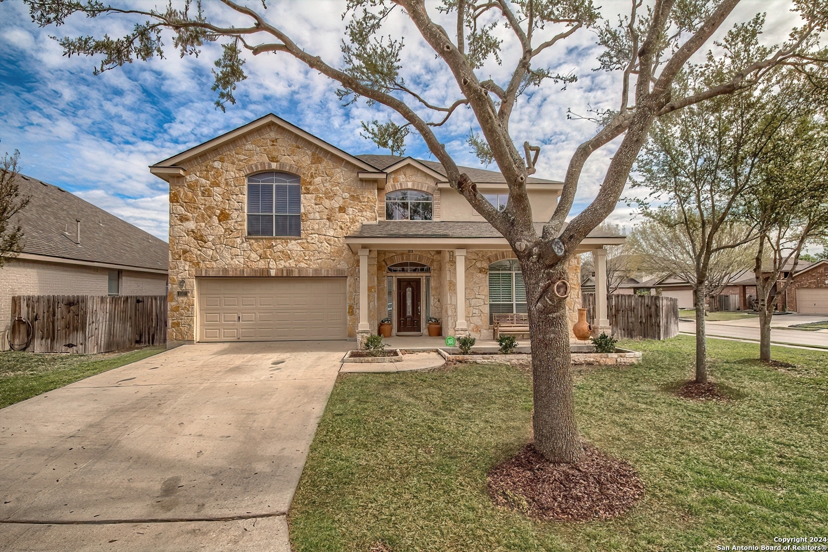 8307 Piney Wood Run San Antonio TX 78255